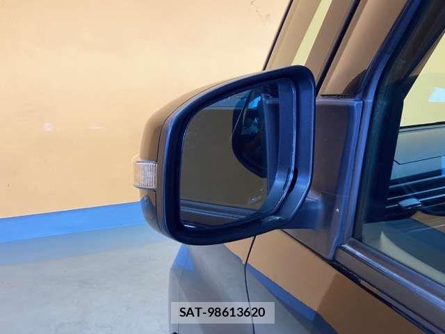 Nissan ROOX 2021-09 8368466-14