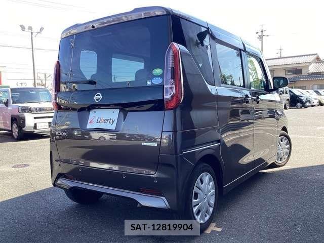Nissan ROOX 2021-02 8368480-7
