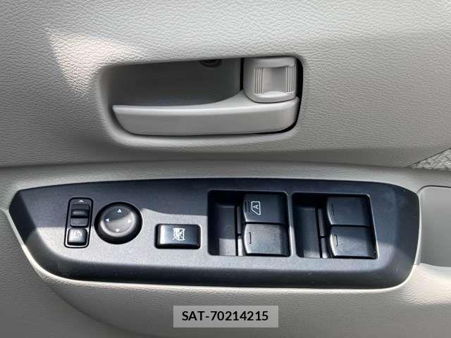 Nissan ROOX 2021-10 8368487-4