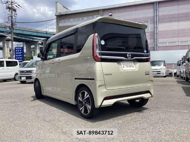 Nissan ROOX 2021-09 8368436-9