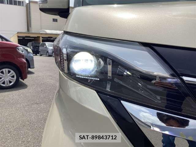 Nissan ROOX 2021-09 8368436-16