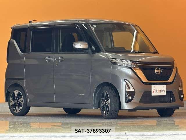 Nissan ROOX 2021-07 8368456-12