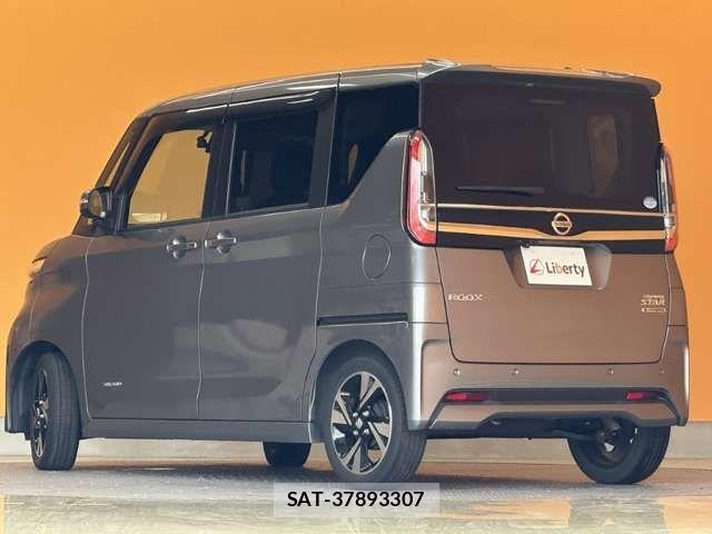 Nissan ROOX 2021-07 8368456-8