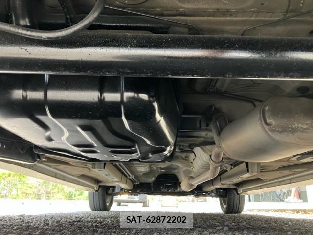 Nissan ROOX 2013-02 8368493-10