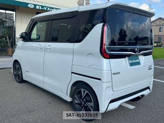 Nissan ROOX 2022-09 8368441-8