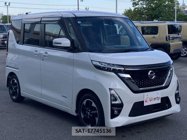Nissan ROOX 2022-04 8368445-5