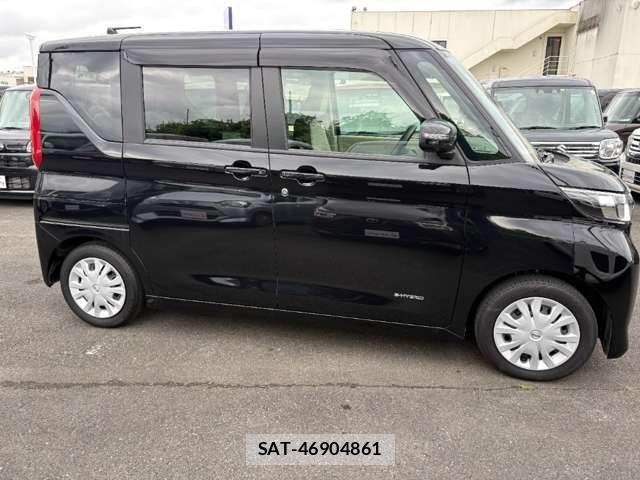 Nissan ROOX 2021-06 8368440-6