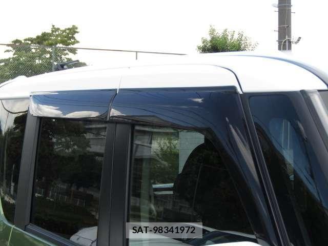 Nissan ROOX 2022-06 8368479-13
