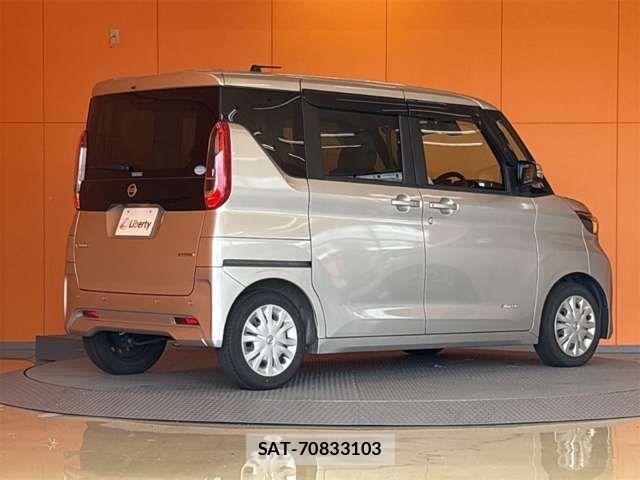 Nissan ROOX 2021-10 8368482-11