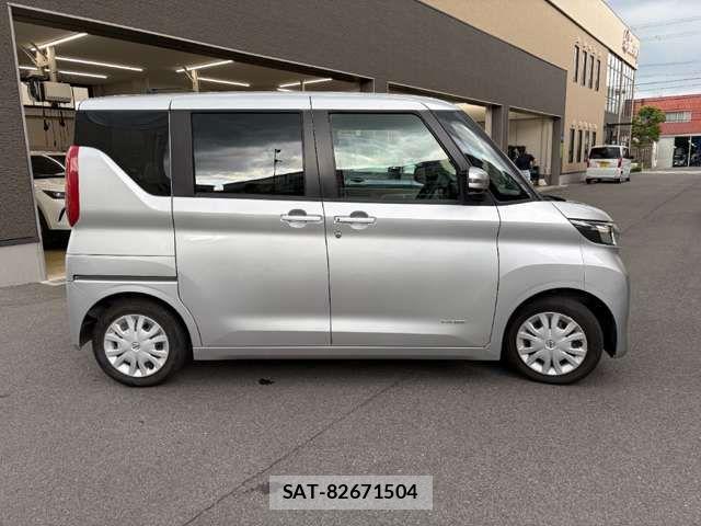 Nissan ROOX 2020-05 8368484-18
