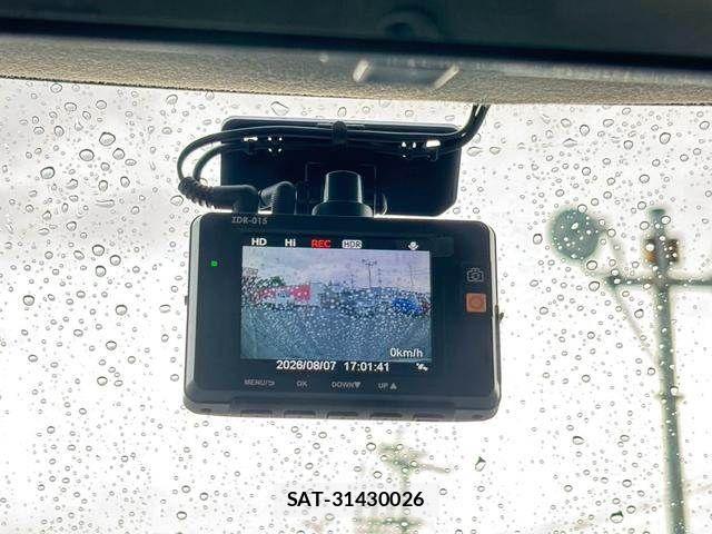 Nissan ROOX 2011-09 8368494-10