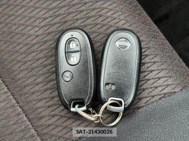Nissan ROOX 2011-09 8368494-19