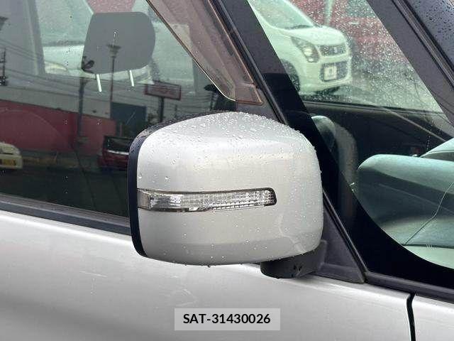 Nissan ROOX 2011-09 8368494-28