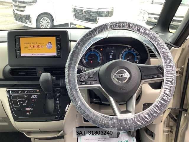 Nissan ROOX 2020-12 8368465-5