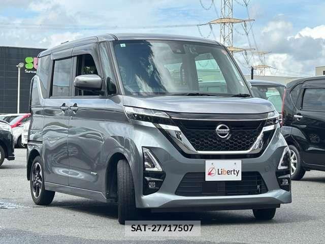 Nissan ROOX 2021-06 8368437-5