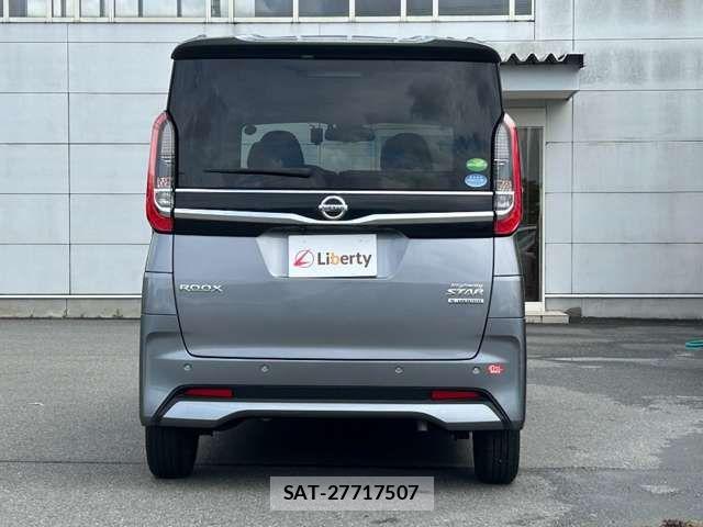 Nissan ROOX 2021-06 8368437-8