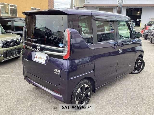 Nissan ROOX 2021-09 8368453-11