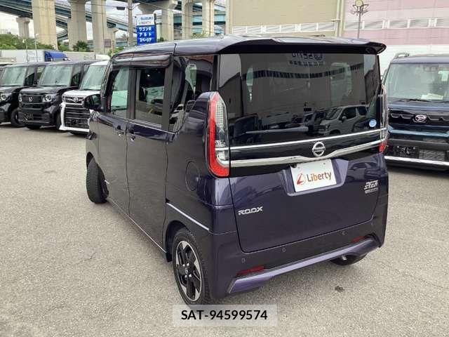 Nissan ROOX 2021-09 8368453-13