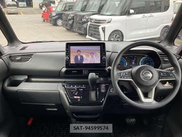 Nissan ROOX 2021-09 8368453-1