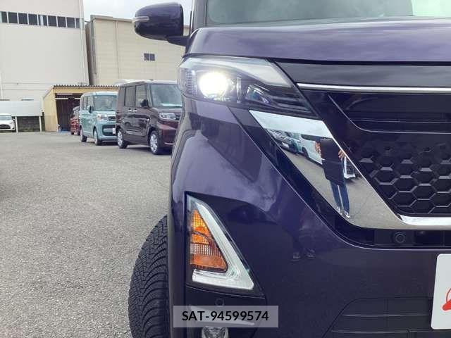 Nissan ROOX 2021-09 8368453-19