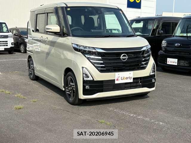 Nissan ROOX 2023-12 8368418-12