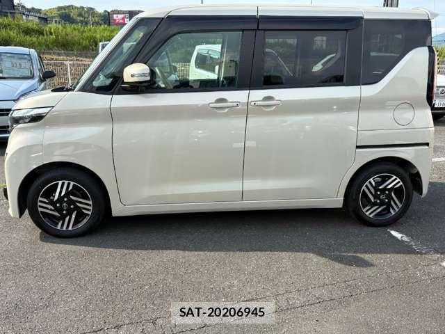 Nissan ROOX 2023-12 8368418-14