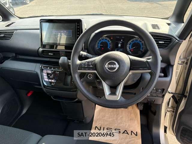 Nissan ROOX 2023-12 8368418-1