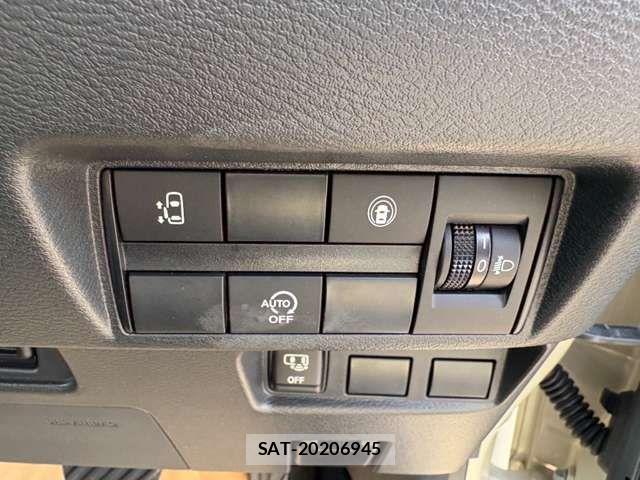 Nissan ROOX 2023-12 8368418-5
