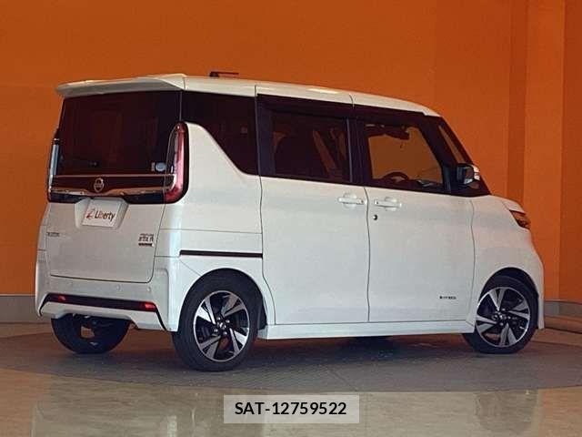 Nissan ROOX 2021-08 8368443-10
