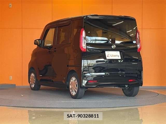 Nissan ROOX 2021-06 8368475-14