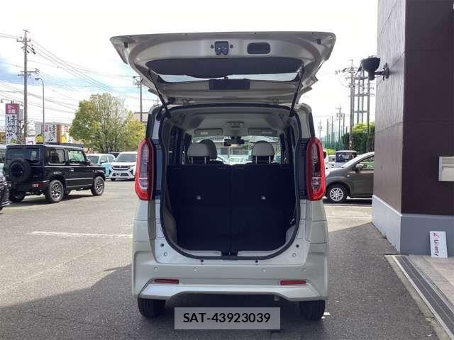 Nissan ROOX 2021-05 8368481-19