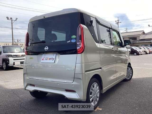 Nissan ROOX 2021-05 8368481-7