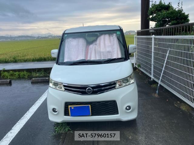 Nissan ROOX 2011-08 8368496-0