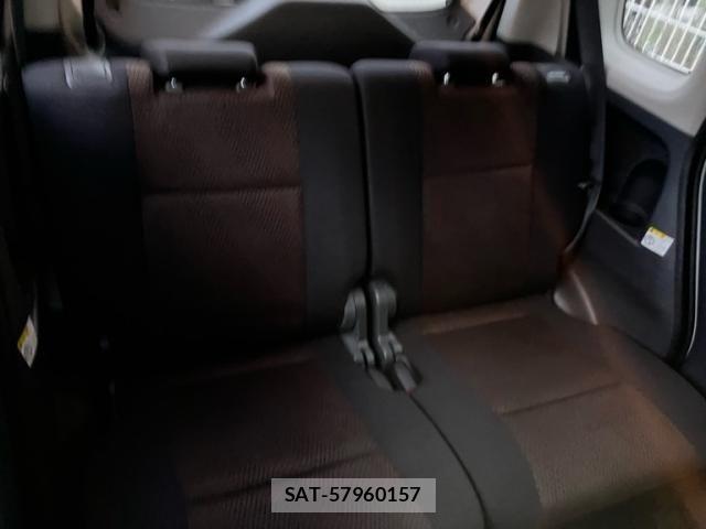 Nissan ROOX 2011-08 8368496-10