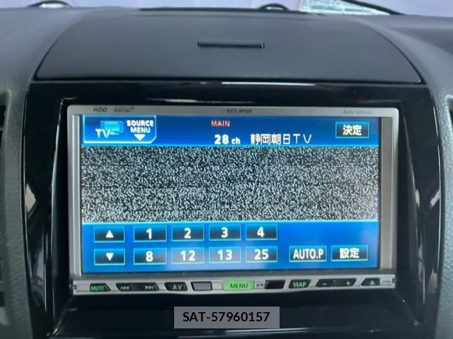 Nissan ROOX 2011-08 8368496-13