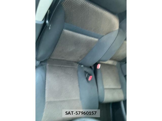 Nissan ROOX 2011-08 8368496-7