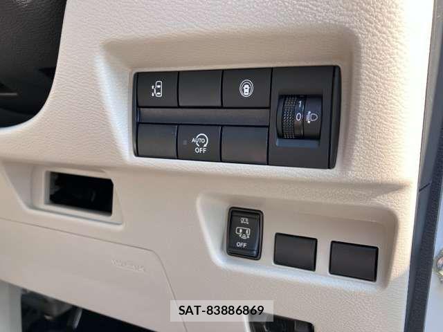 Nissan ROOX 2021-11 8368470-2