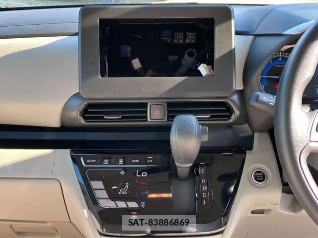 Nissan ROOX 2021-11 8368470-4