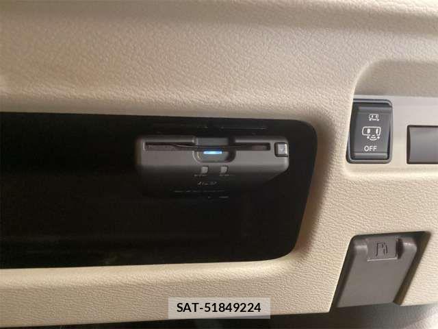Nissan ROOX 2020-09 8368447-2