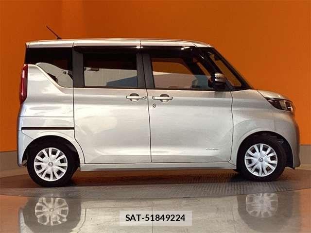 Nissan ROOX 2020-09 8368447-6