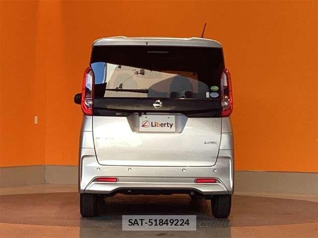 Nissan ROOX 2020-09 8368447-8