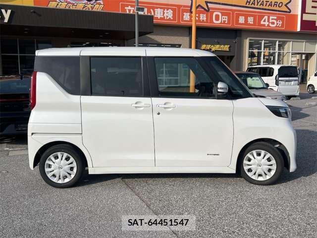 Nissan ROOX 2022-07 8368471-12