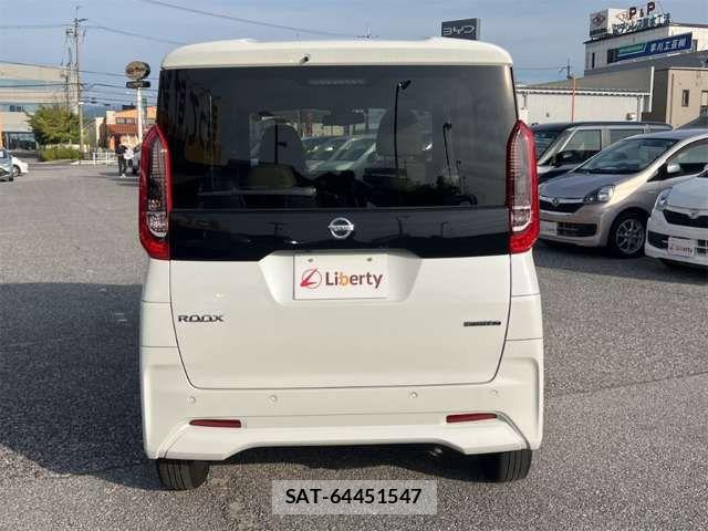 Nissan ROOX 2022-07 8368471-14