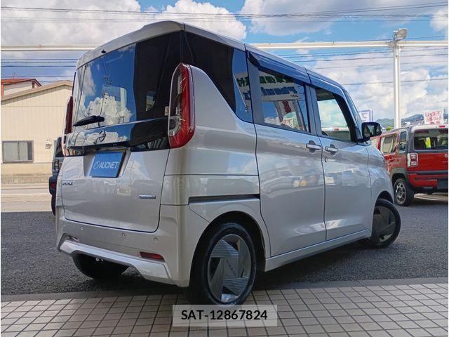 Nissan ROOX 2024-08 8368457-2