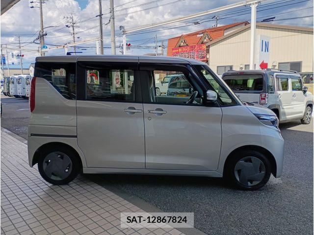 Nissan ROOX 2024-08 8368457-3