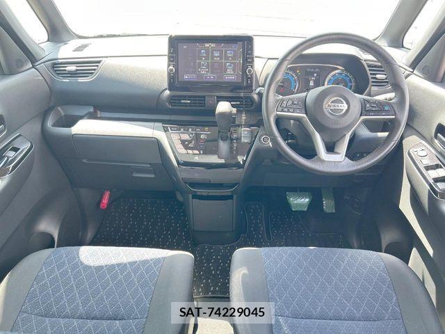 Nissan ROOX 2020-05 8368428-1