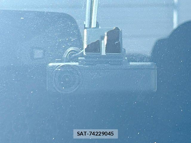 Nissan ROOX 2020-05 8368428-6