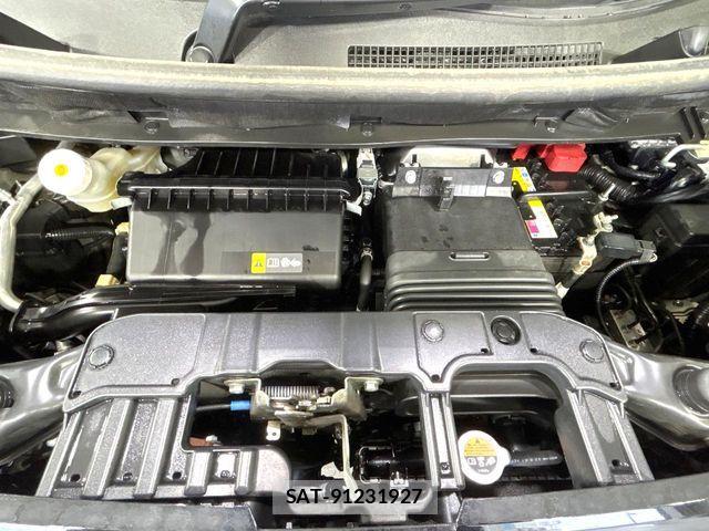 Nissan ROOX 2022-07 8368422-17