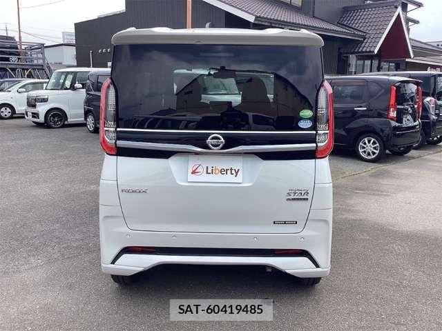 Nissan ROOX 2021-03 8368459-10