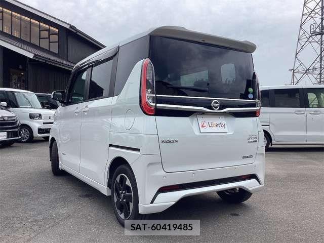 Nissan ROOX 2021-03 8368459-11